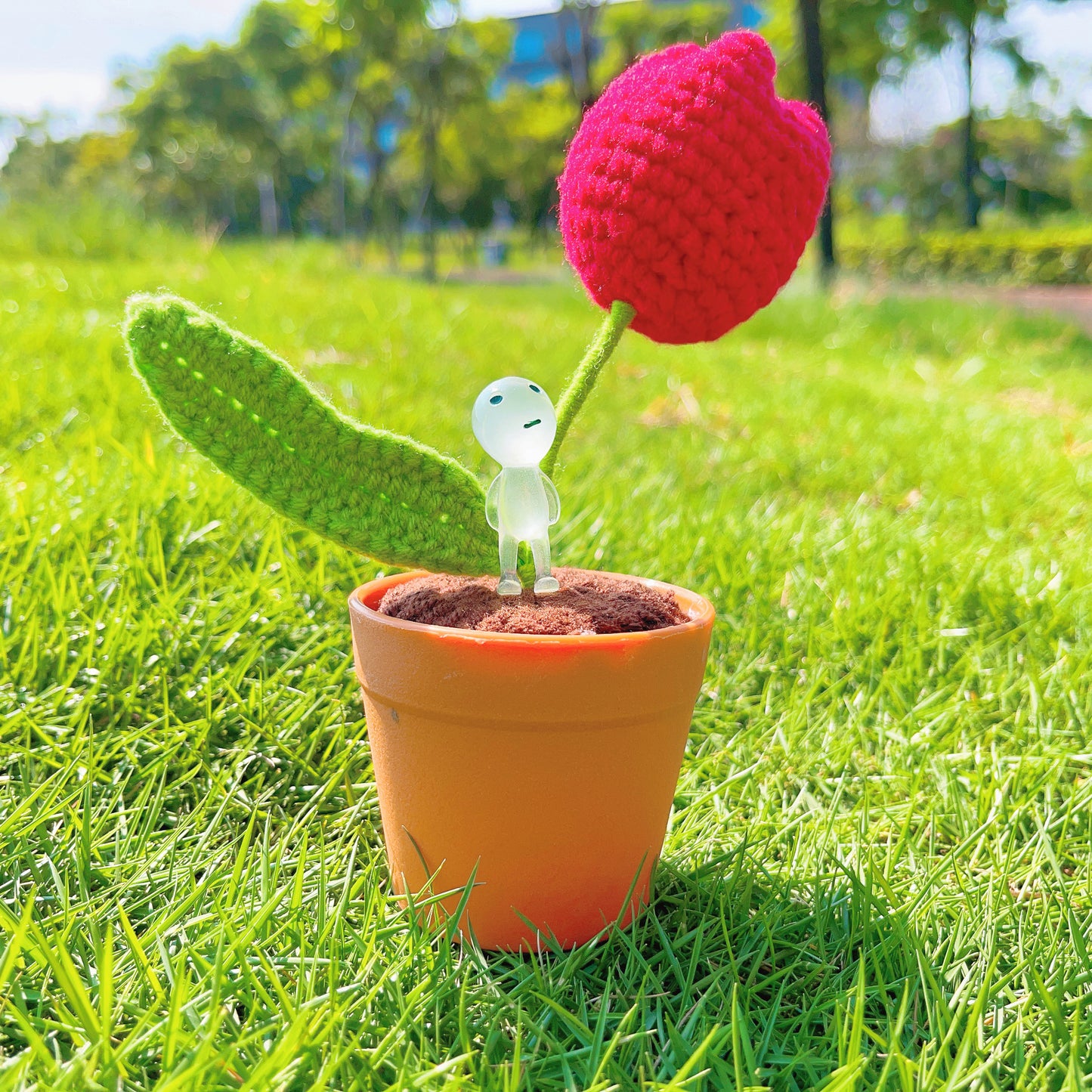 Pianta di tulipano a maglia fatta a mano - Finto fiore realistico - Decorazione unica per la casa - Regalo perfetto per gli amanti delle piante - Fatto a mano su misura
