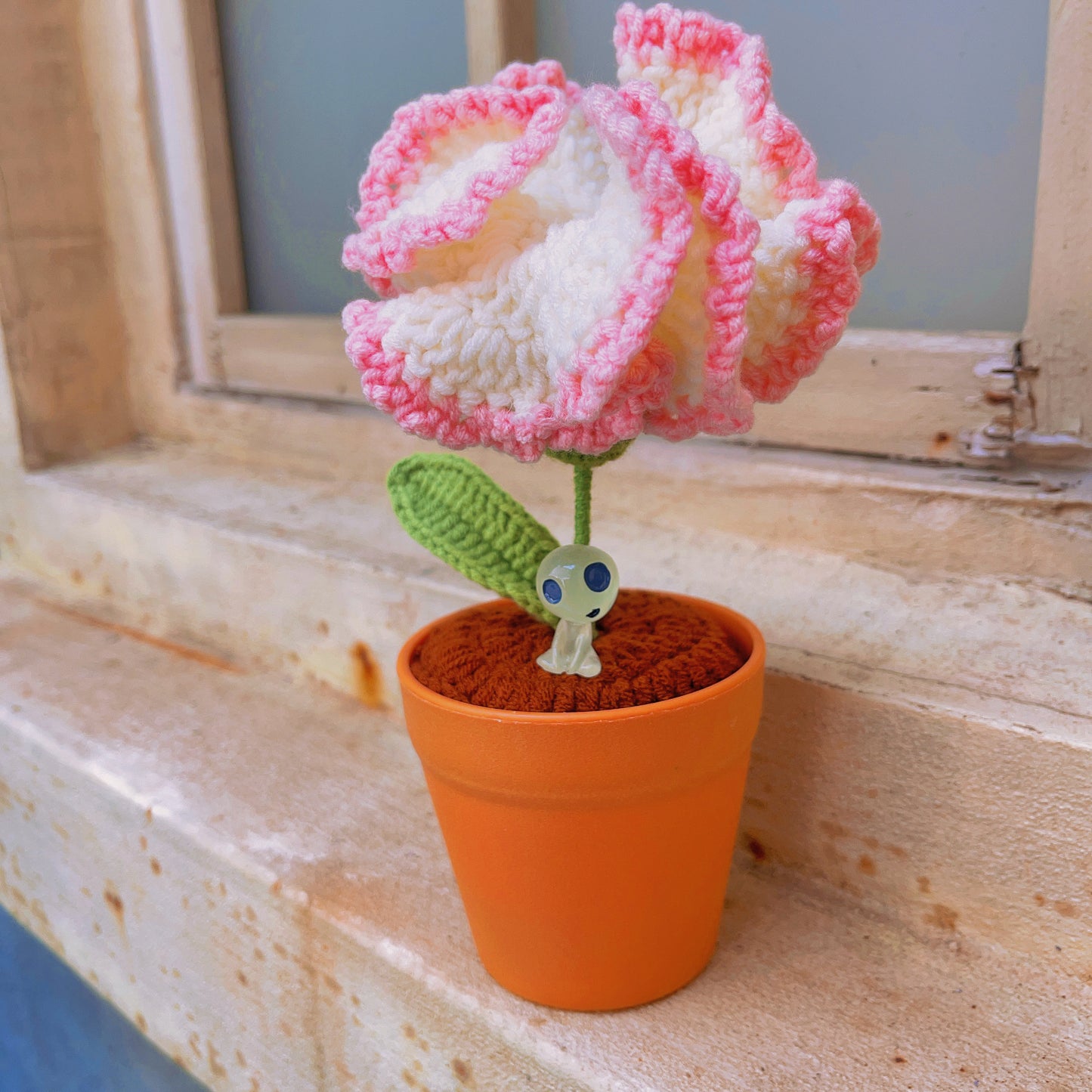 Planta de claveles tejida a mano - Falsa flor realista - Decoración única para el hogar - Regalo perfecto para los amantes de las plantas - Hecha a mano