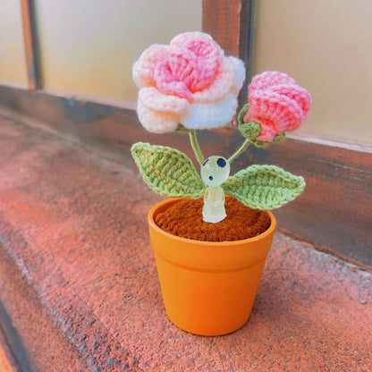 Piante di Rose Realizzate a Mano a Maglia - Finto Fiore Realistico - Decorazione Unica per la Casa - Regalo Perfetto per gli Amanti delle Piante - Fatto a Mano - Regalo per la Festa del Padre 2024