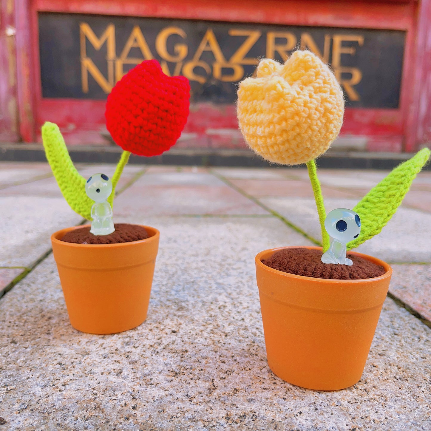 Pianta di tulipano a maglia fatta a mano - Finto fiore realistico - Decorazione unica per la casa - Regalo perfetto per gli amanti delle piante - Fatto a mano su misura