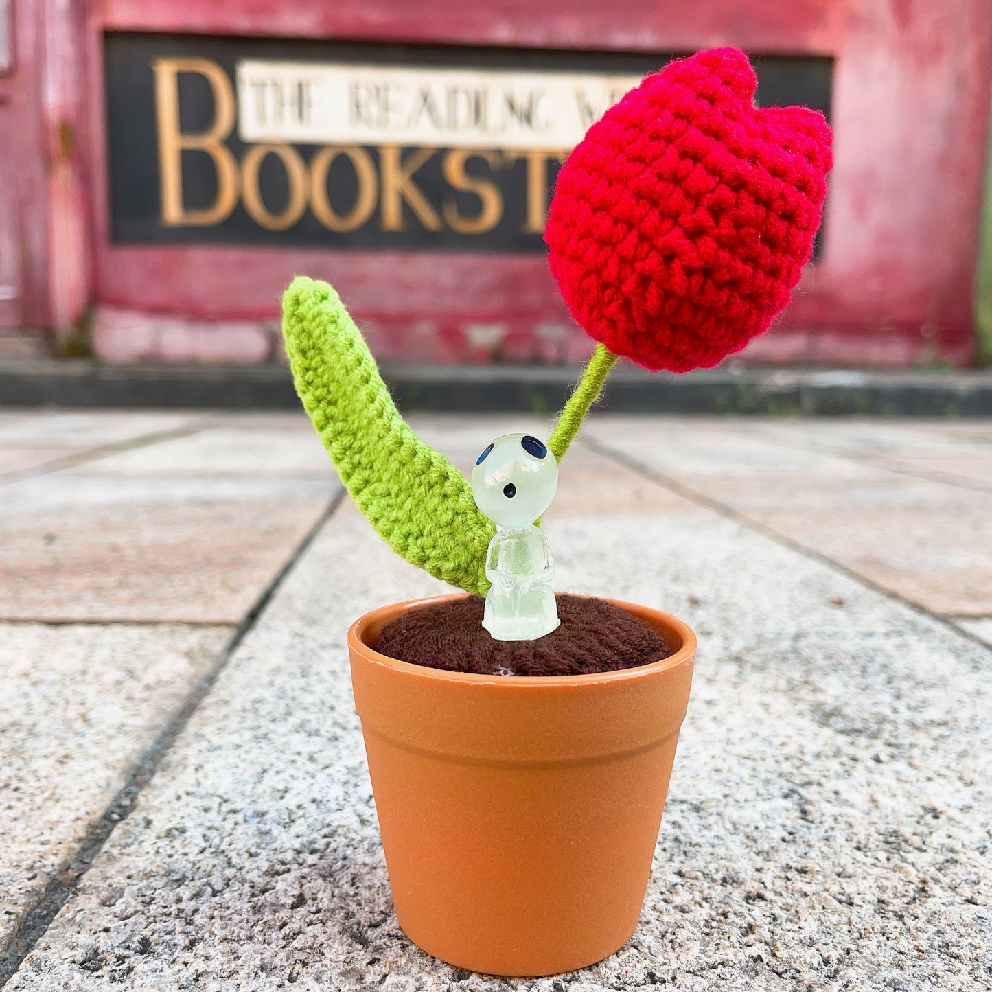 Pianta di tulipano a maglia fatta a mano - Finto fiore realistico - Decorazione unica per la casa - Regalo perfetto per gli amanti delle piante - Fatto a mano su misura