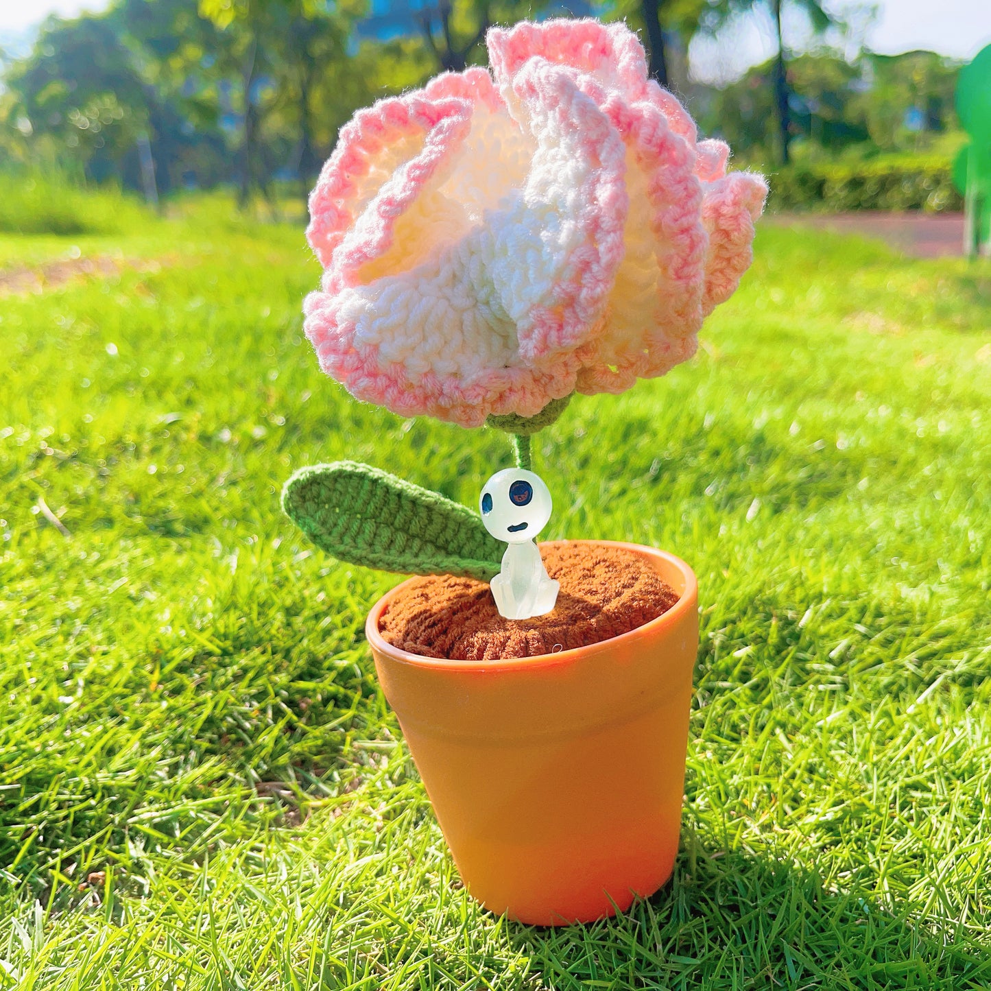 Planta de claveles tejida a mano - Falsa flor realista - Decoración única para el hogar - Regalo perfecto para los amantes de las plantas - Hecha a mano