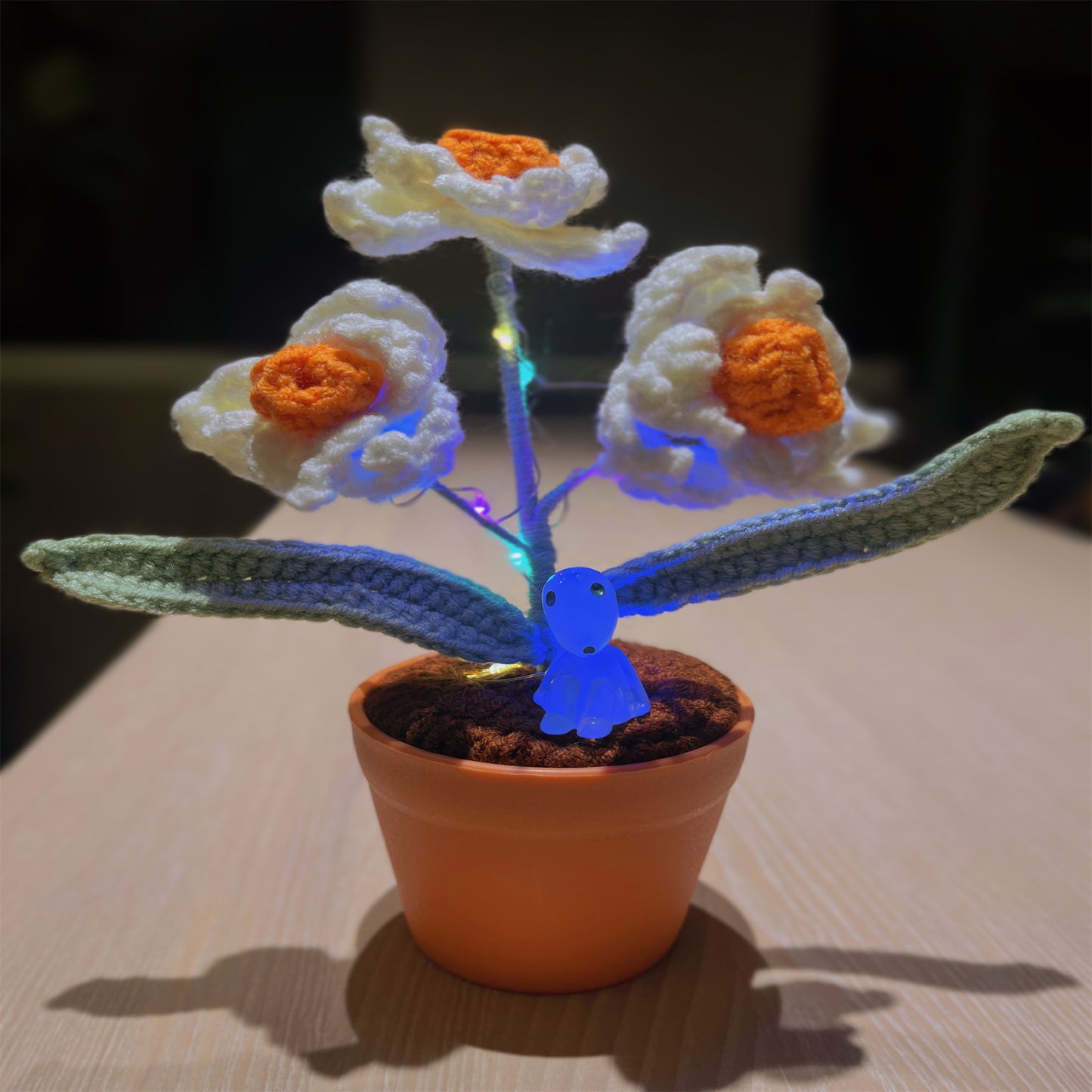 Narciso in vaso - Pianta d'interno per casa o ufficio, fatta a mano, a maglia, camera da letto, fiore eterno, regalo per lei, luce notturna