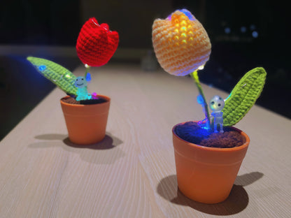 Pianta di tulipano a maglia fatta a mano - Finto fiore realistico - Decorazione unica per la casa - Regalo perfetto per gli amanti delle piante - Fatto a mano su misura
