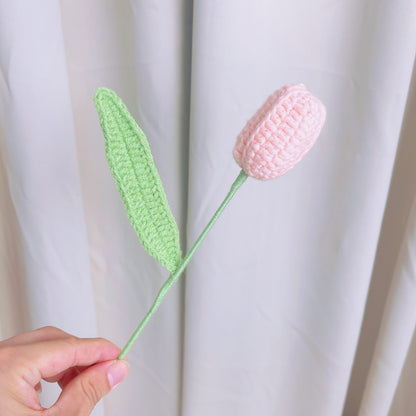 Bellissimo mazzo fatto a mano a maglia "Dolce Sole" con rose, tulipani, gigli, foglie di eucalipto e altro ancora - Perfetto per San Valentino, la Festa della Mamma o qualsiasi occasione