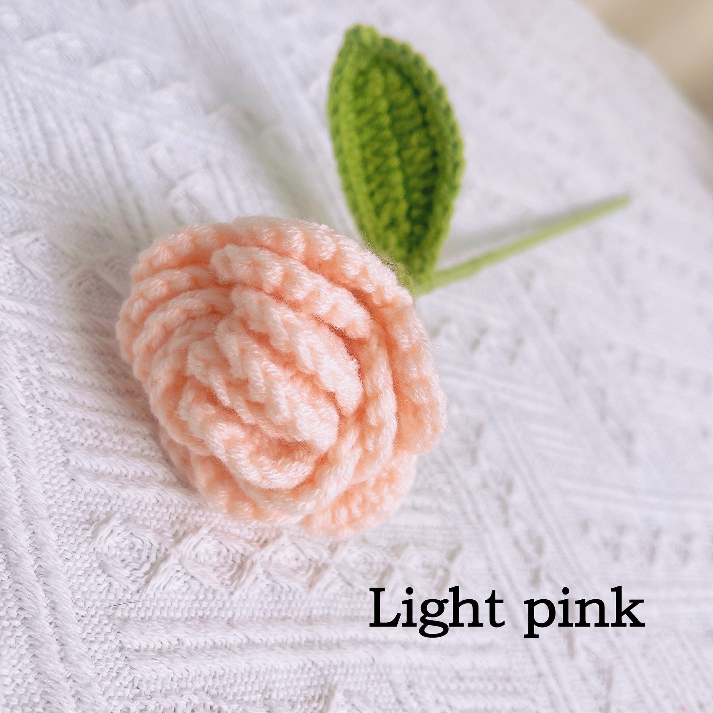 手工鉤織外翻玫瑰——毛線精製，家居裝飾，禮物首選，浪漫迷人，象徵之花，仿真花卉，情人節佳選