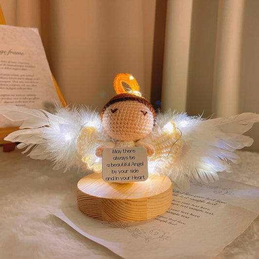 Figura de Anjo de Crochê com Cartão Inspirador Personalizável - Presente Espiritual Handcrafted Decorativo com Luzes LED para Alívio da Ansiedade, Presente de Melhora, Natal, Católico, Cristão e Apoio Emocional