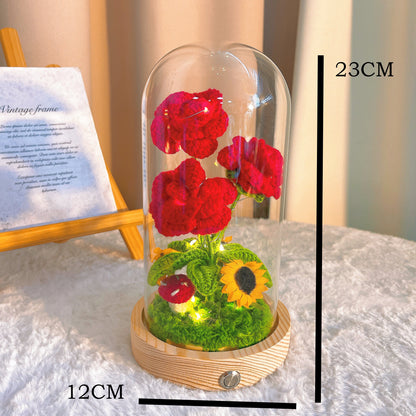 Handgefertigte verzauberte gehäkelte Rosenlaterne mit Glasschirm, Holzsockel und Batteriebetrieb – Valentinstag-Geburtstagsgeschenk