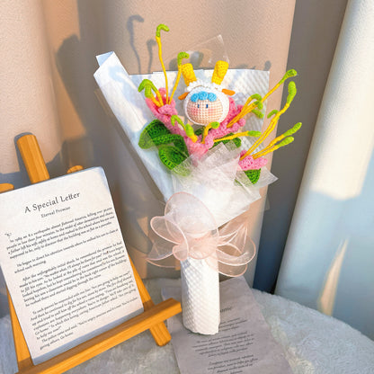 手作りかぎ針編み 牡羊座に贈る手編みブーケ「情熱の花束」｜スイカズラと星座ドール｜誕生日・記念日に 永遠の贈り物 花粉症対策・アレルギー対応