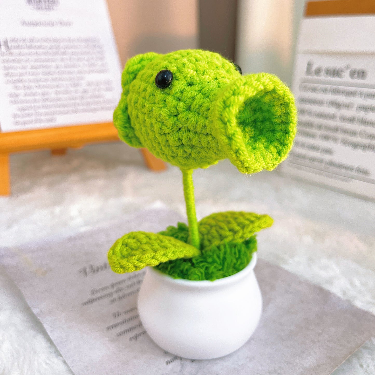 Handmade Crochet Peashooter Planter - Zombies Inspired, White Plastic Pot , Hypoallergenic Desk Decor for Gamers, Kids & Fun Gifts