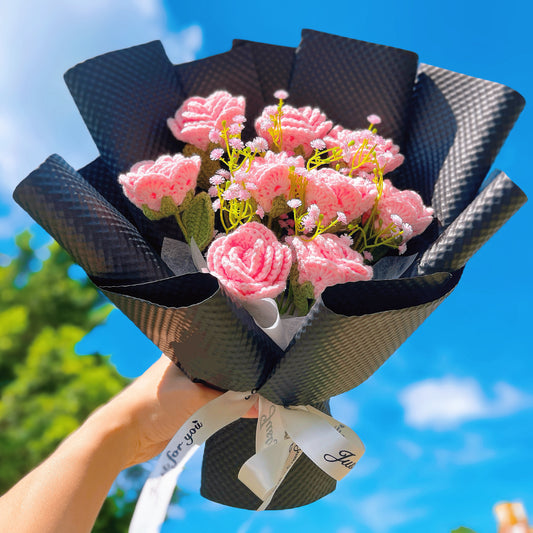 Handmade Crochet 9 Pink Rose Bouquet - Hypoallergenic Everlasting Floral Arrangement in Black Plaid Wrapping Allergy-Free Gift for Weddings, Anniversaries & Romantic Occasions