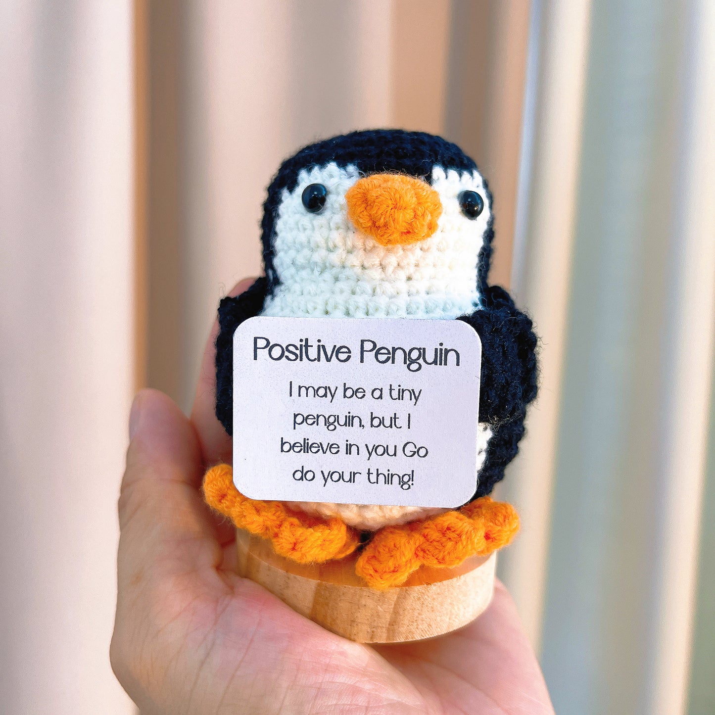 Customizable Positive Penguin Crochet Plushie with Wooden Base, Handmade Penguin Figure with Inspirational Message Card, Cute Desk Decor for Office, Encouragement Gift for Friends, Christmas, Birthday