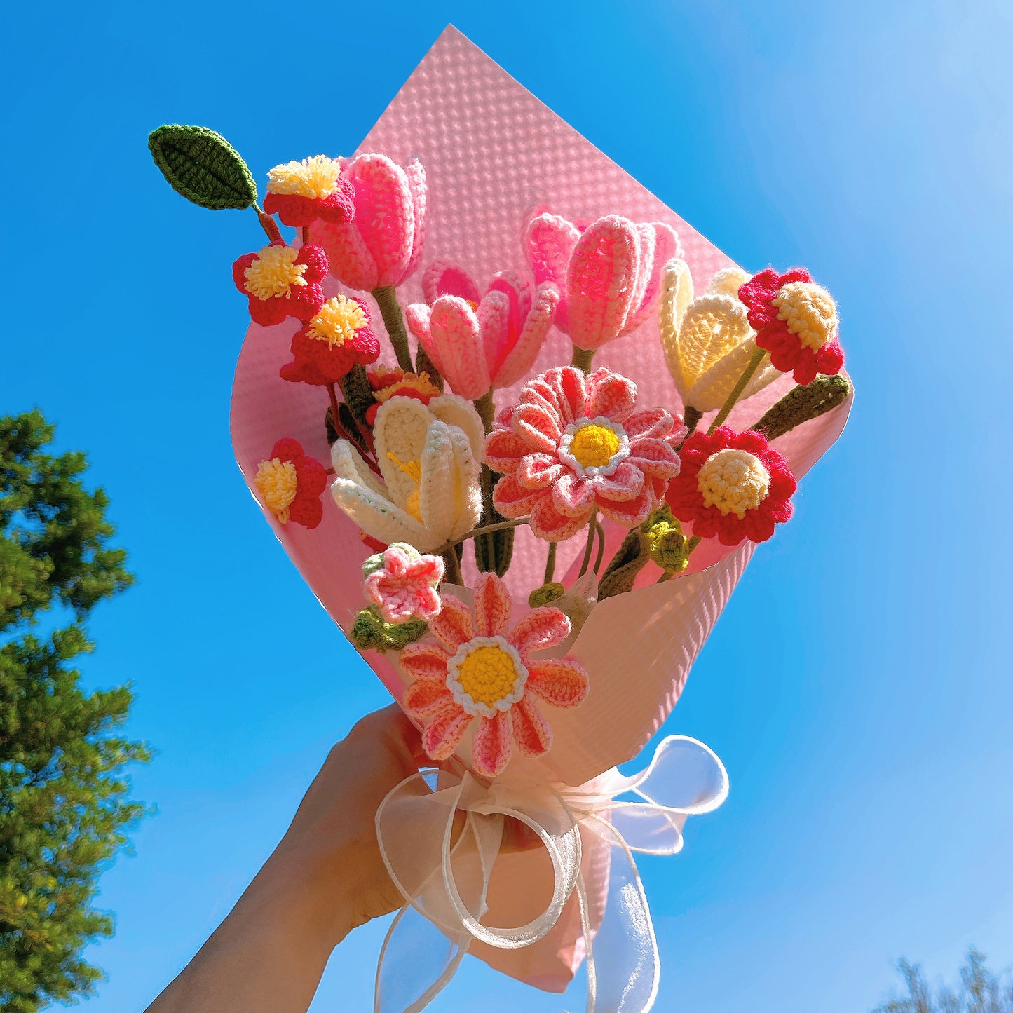 Heartfelt Crochet Flower Bouquet - Blooming Pink & White Tulips, Pink Zinnias, Red Peach Blossoms, Red Daisies, Ice Cream-Style Wrapping -Artificial Flowers for Valentine's Day, Anniversary, Birthday, Mother's Day, Wedding, Home Decor, Gift for Her