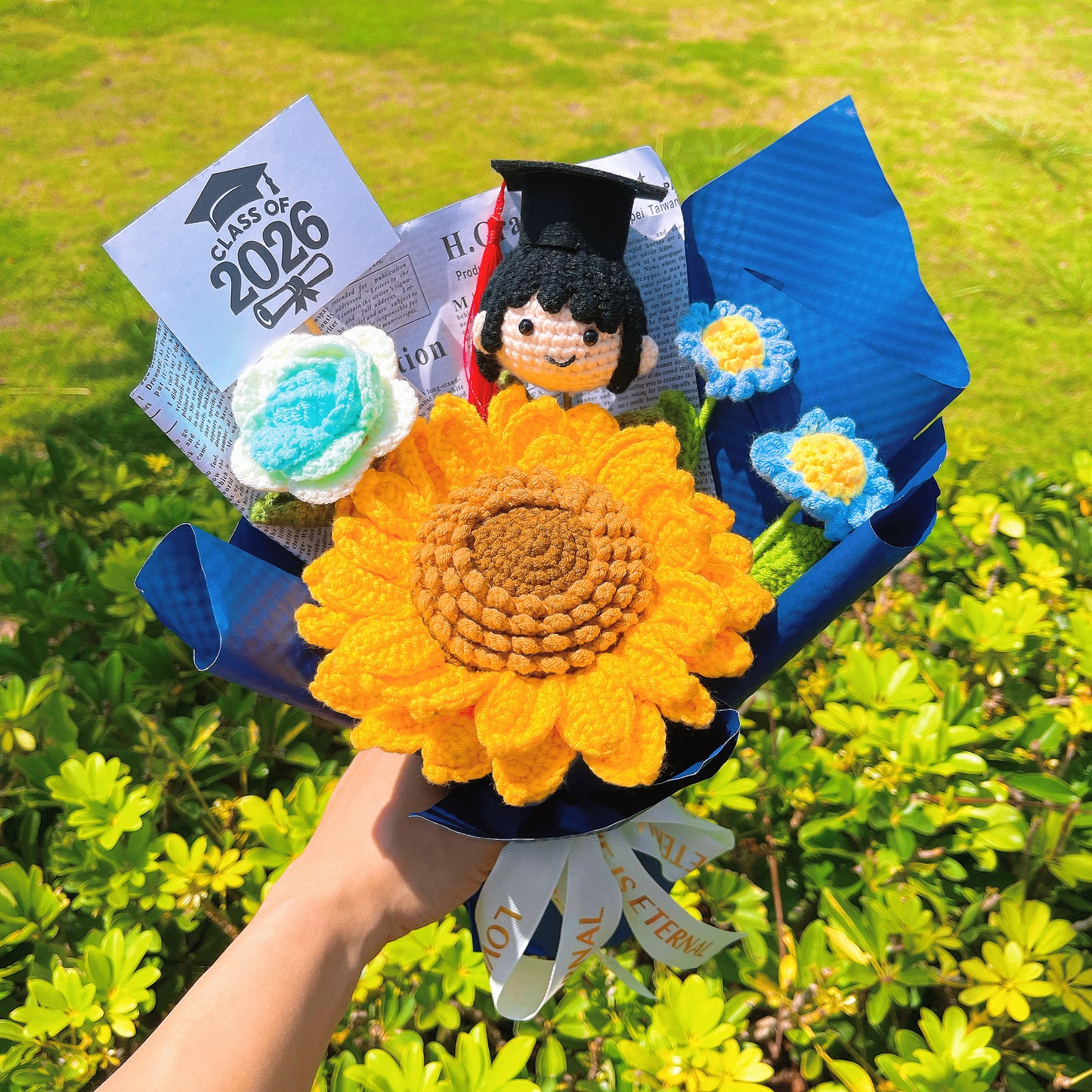 Handmade Crochet Graduation Bouquet Set for Him & Her – 2 Bundles with Large Double-Layer Seeded Sunflower, Graduation Cap Doll Head (Boy & Girl),  for Graduation, Gift, Home Decor, Congratulation, Party Decoration – Eternal Crochet Flower Arrangement - The Bloom Crafter