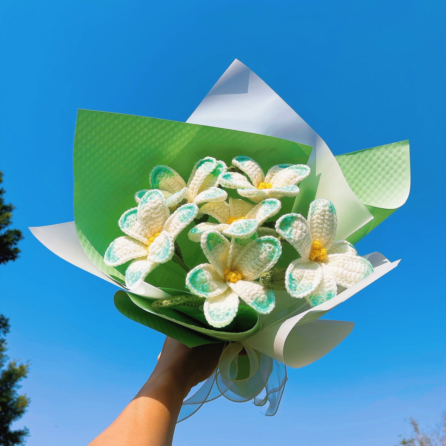 Handmade Crochet 6 Mint Blue Frangipani Flower Bouquet – Boho Farmhouse Decor, Allergy-Friendly Artificial Floral Arrangement, Home Decor, Wedding, Anniversary, Mother’s Day, Birthday, or Get Well Gift