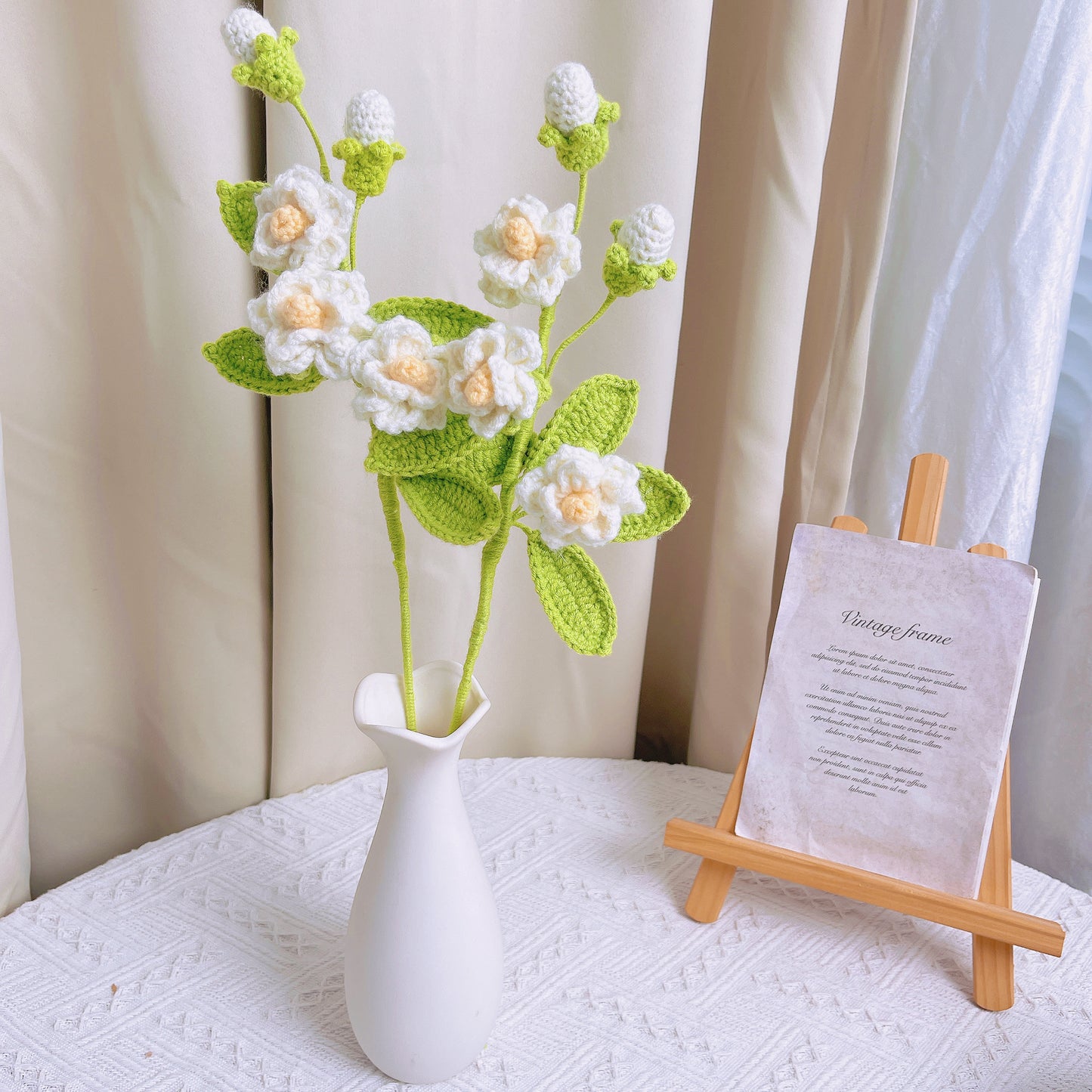Flor de jazminho crochê feita à mão - Linda, vibrante e uma verdadeira obra de arte