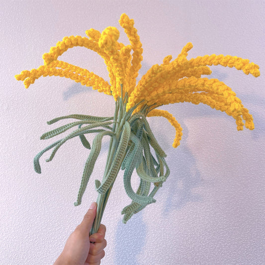 Fascino Rustico: Pallo di Orzo Fatto a Mano a Maglia per un Bouquet di Decorazione Naturale del Giardino