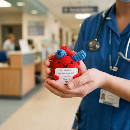 Crochet Supportive Organ Desk Plushie with Customizable Message – Handmade Heart, Kidney, Gallbladder, Bladder ,Uterus – Cheer Up Anatomy Decor – Gift for Nurses, Doctors, Medical Students Assistant, Get Well Soon, Surgery Recovery