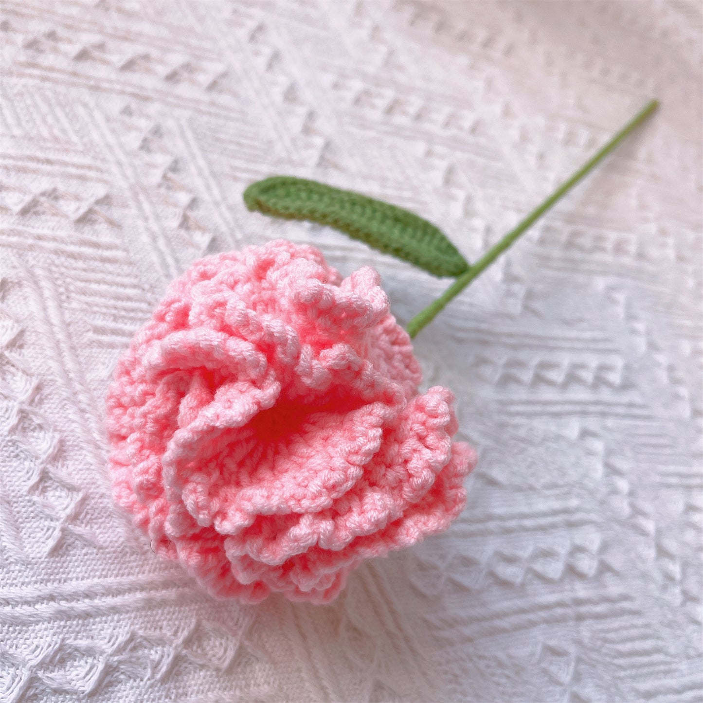 Bouquet d’éclat printanier au crochet fait à la main - Assortiment vibrant de roses, tournesols, bouffées, œillets et tulipes