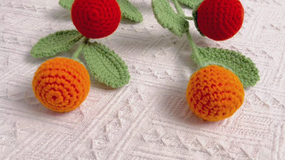 Virtuoso di Mandarino: Palo per Mandarino Fatto a Mano a Maglia per una Decorazione Gioiosa del Giardino