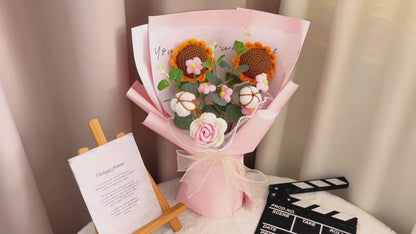 Pétales chuchotants : Bouquet de fleurs au crochet fait à la main - Joli rose pastel - Tournesols, nuages ​​gonflés, roses en boule de coton et plus encore