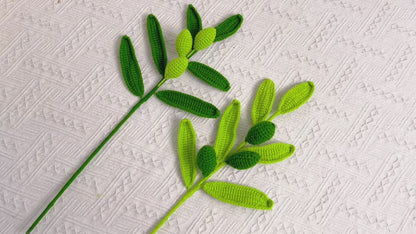Oasi Mediterranea: Foglie di Olivo Fatte a Mano a Maglia con Palo per Olive per una Decorazione Naturale del Giardino