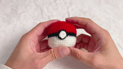 Bola de Mistério Tricotada para Poke Bowl que se Transforma em um Peluche de Abacate com Design Revelável ao Dobrar - Surpresa Inspiradora Artesanal para Aniversário de Adepto do Pikachu que Captura