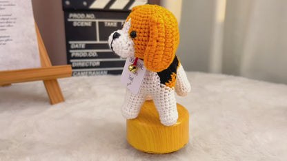 Crochet Beagle Figurine with Customizable Name Tag - Handmade Adorable Mixed Color Beagle Tony Puppy with Bell - Perfect Gift for Dog Lovers, Birthdays, and Home Decor