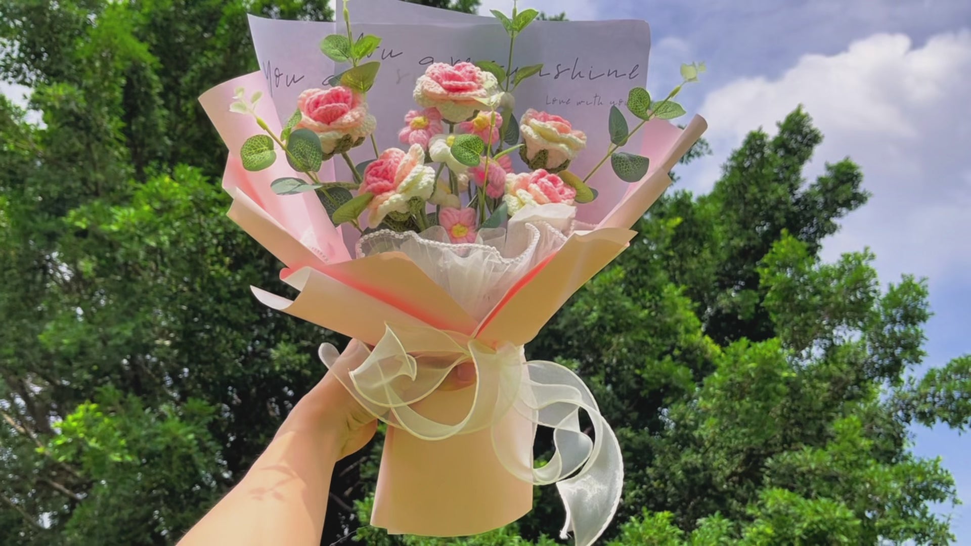 手編み 手作りかぎ針編み 花束 桜色バラブーケ「愛の花びら