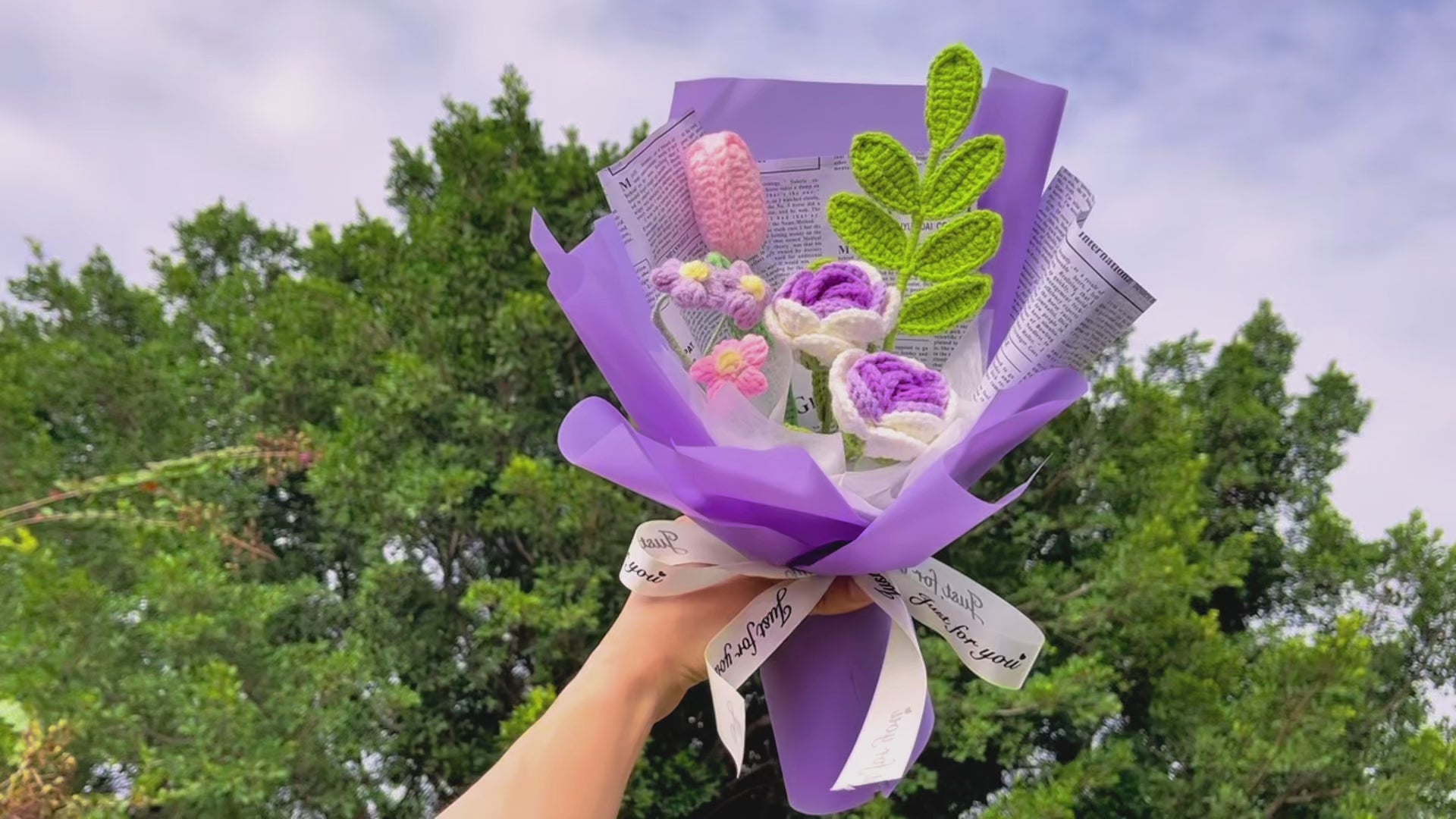 手編み 手作りかぎ針編み 花束 紫の草原ブーケ - 上品な紫の