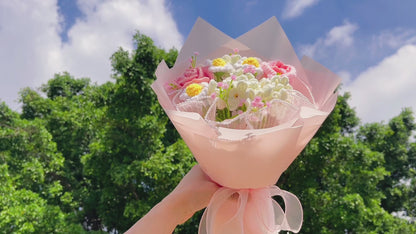 Handmade Crochet Pink Hues Sweet Memories Flower Bouquet - Champagne Roses, Forget-Me-Nots, White Daisies, Pink Baby's Breath, Wrapped in Pearl Tulle and Pink Paper - Perfect Allergy-Friendly Gift for Weddings, Anniversaries