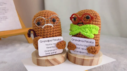 Handmade Supportive Grandma Grandpa Potato Couple with Wooden Base | Customizable Message Holders | Cute Desk Decor | Crochet Retirement Gift, Anniversary, Valentine’s Day, Mother’s Day, Father’s Day