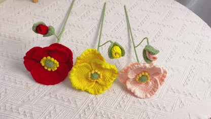 Fiori di Loto Sereni: Paletto Artigianale a Maglia con Fiori di Loto per una Decorazione da Giardino Calmante