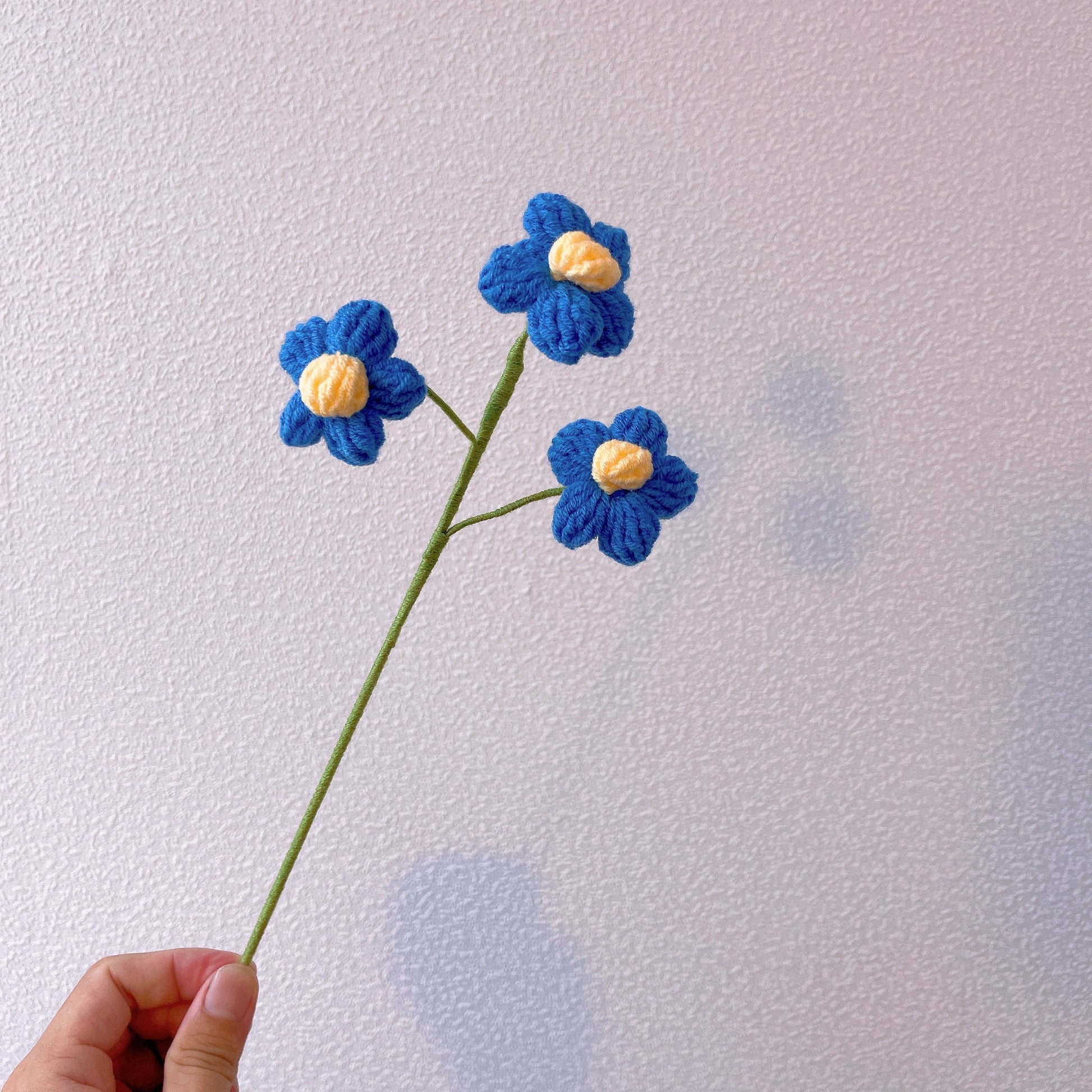 Crochet Puff Daisy Stake - Versatile Home Decor and Gift - Bouquets, Vases, and Table Centerpieces - Eco-friendly - Vintage-inspired Design