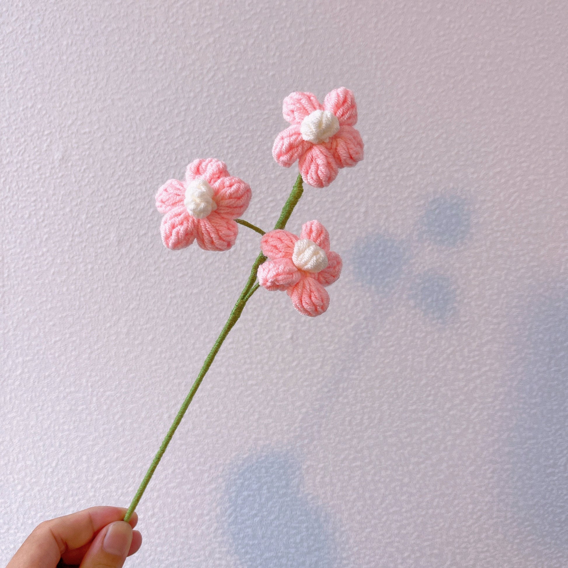 Crochet Puff Daisy Stake - Versatile Home Decor and Gift - Bouquets, Vases, and Table Centerpieces - Eco-friendly - Vintage-inspired Design